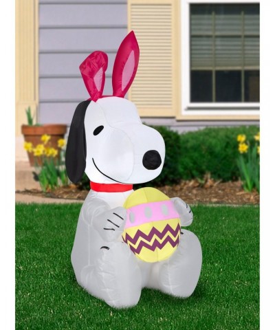 Peanuts Snoopy Holding Egg Airblown $17.60 Merchandises